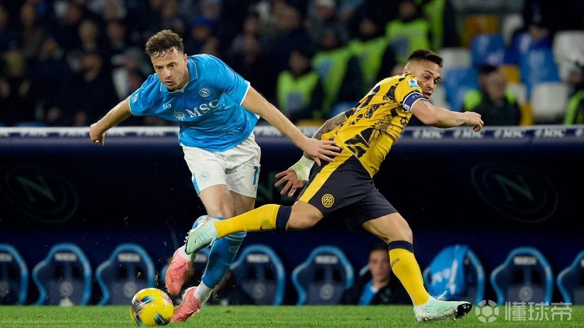 开云APP-意甲热门球队接连失利，争冠形势生变