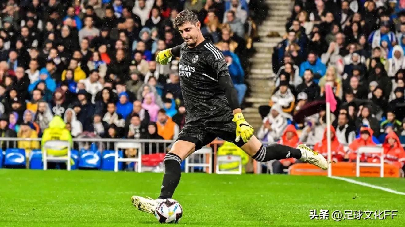 关于切尔西门将库尔图瓦表现抢眼,帮助球队获胜的信息 关于切尔西门将库尔图瓦表现抢眼,帮助球队获胜的信息