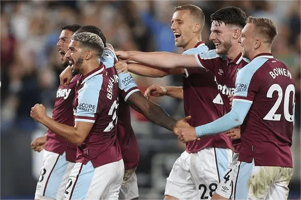 开云平台-克鲁塞罗领衔五大联赛U-射手榜，火力全开的简单介绍