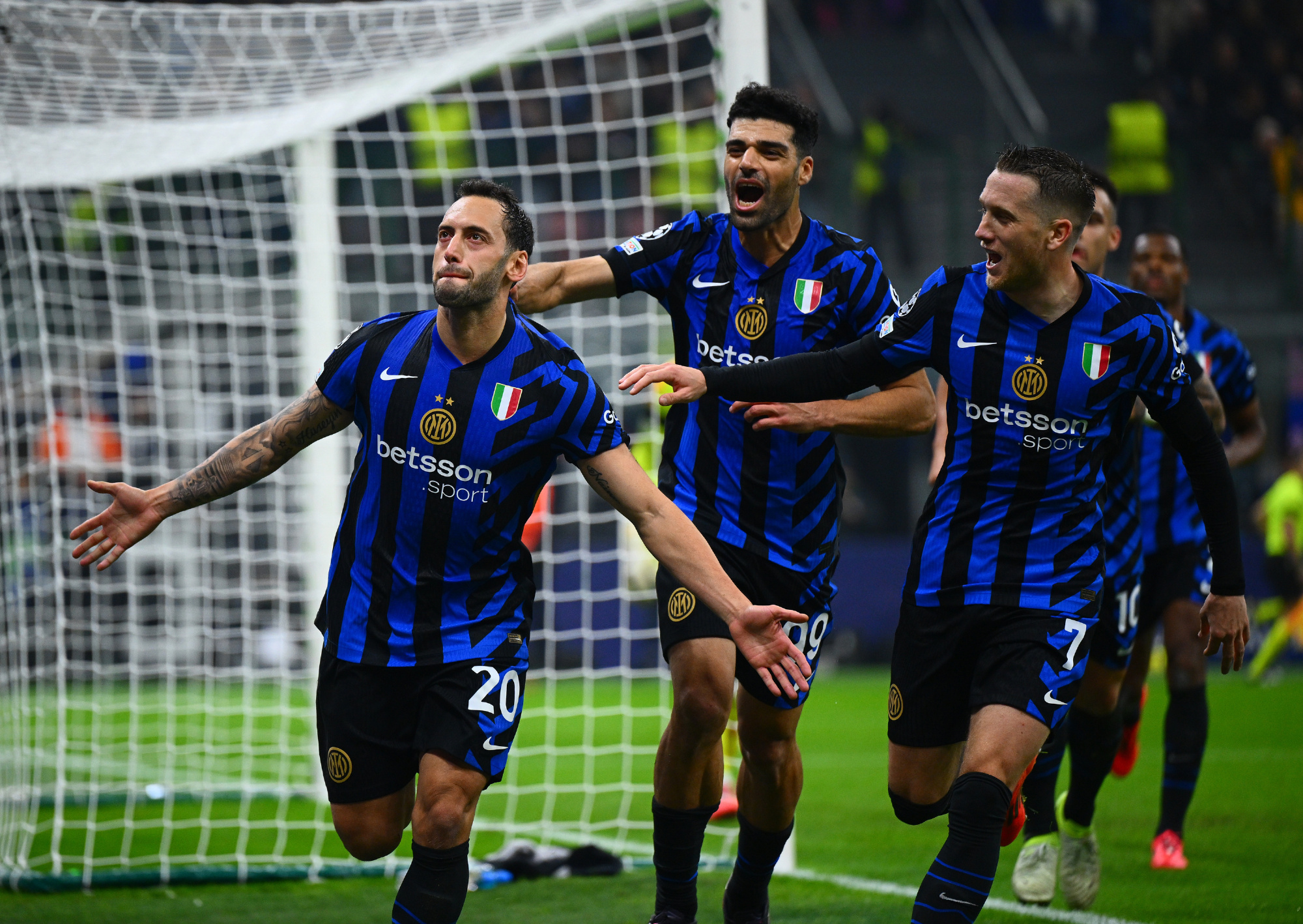 开云平台-国际米兰客战失利，球队面临挑战