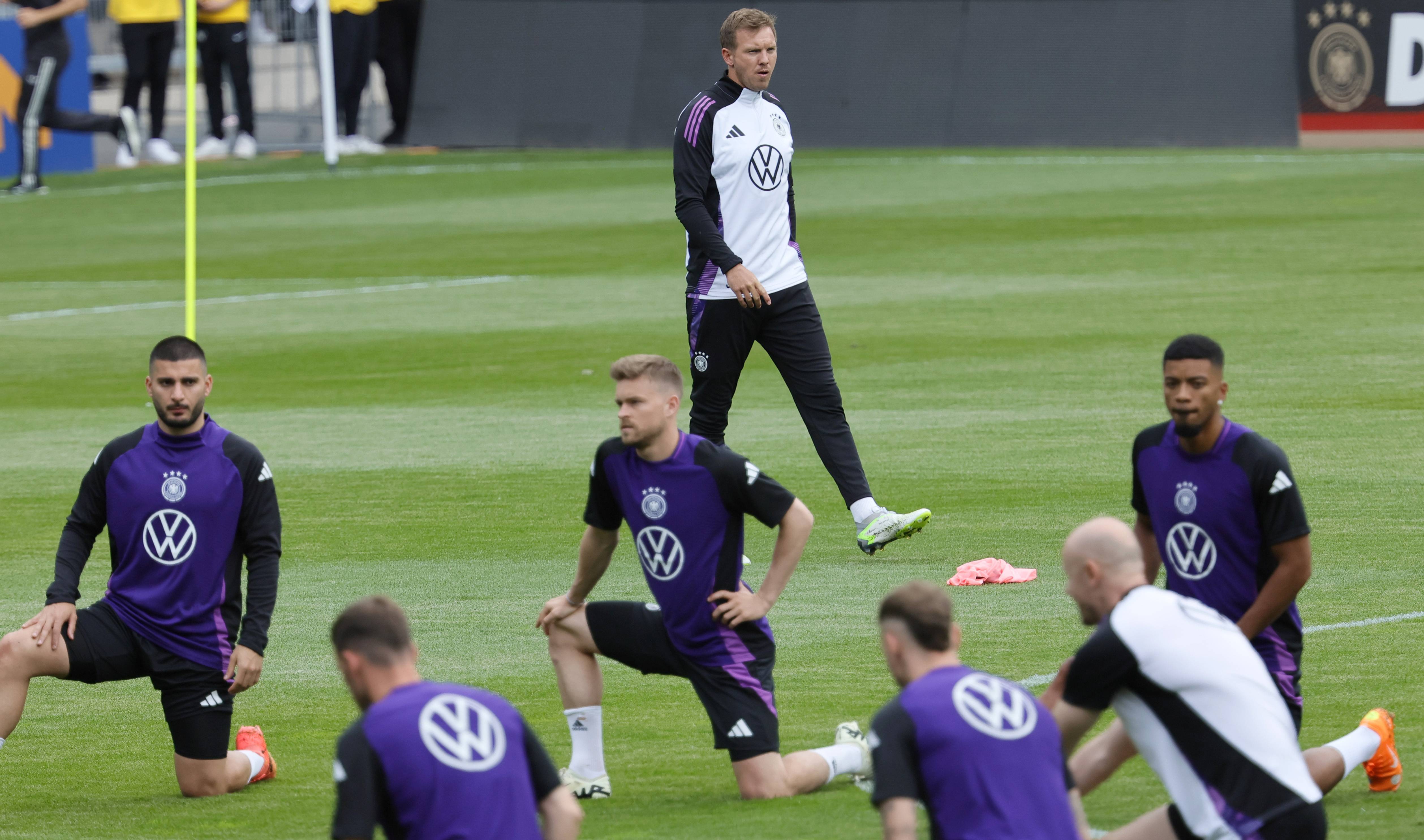 欧锦赛小组赛：德国队艰难而胜，成功出线