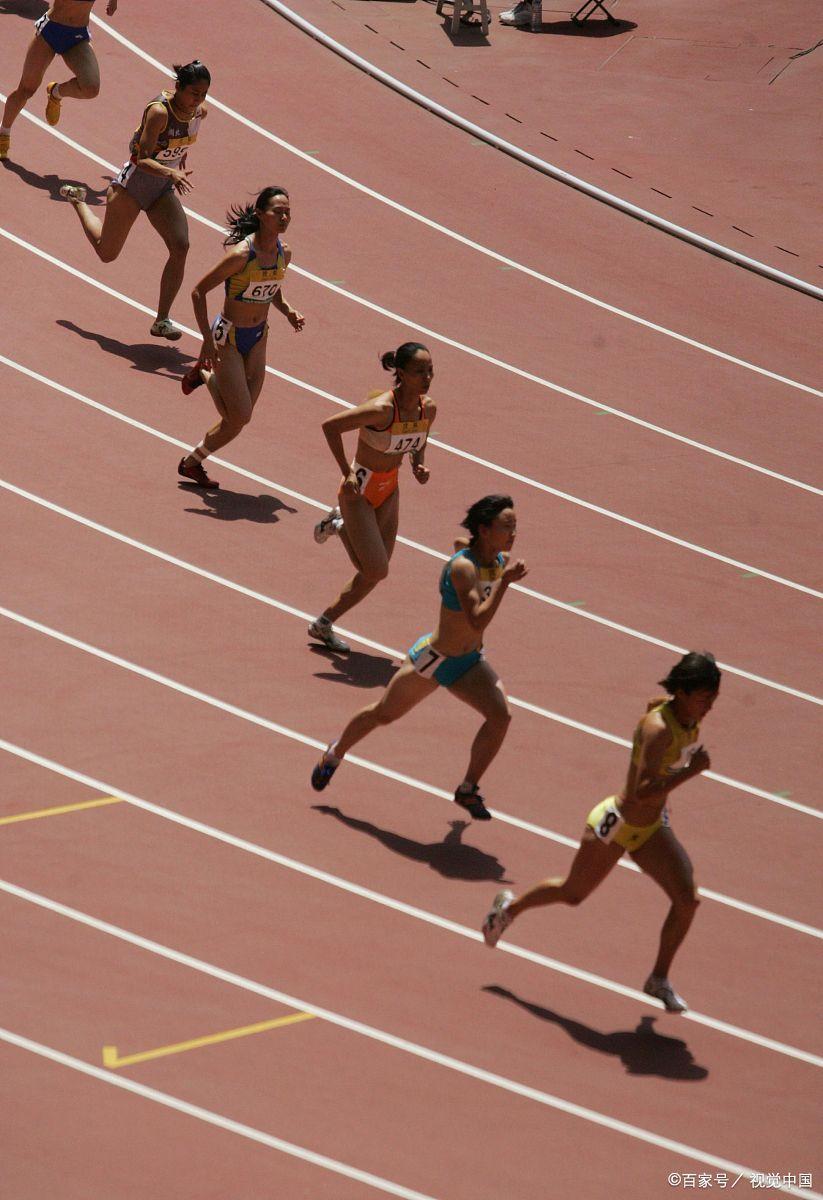 奋力拼搏!运动员全力以赴,在赛场上闪耀 奋力拼搏!运动员全力以赴,在赛场上闪耀