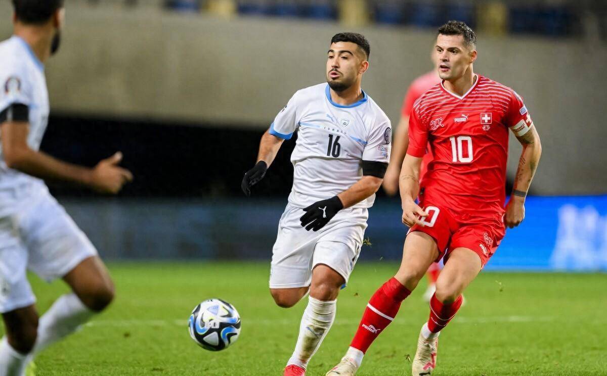 欧洲杯预选赛火爆比赛,球员奋力打拼赛场飙花的简单介绍 欧洲杯预选赛火爆比赛,球员奋力打拼赛场飙花的简单介绍