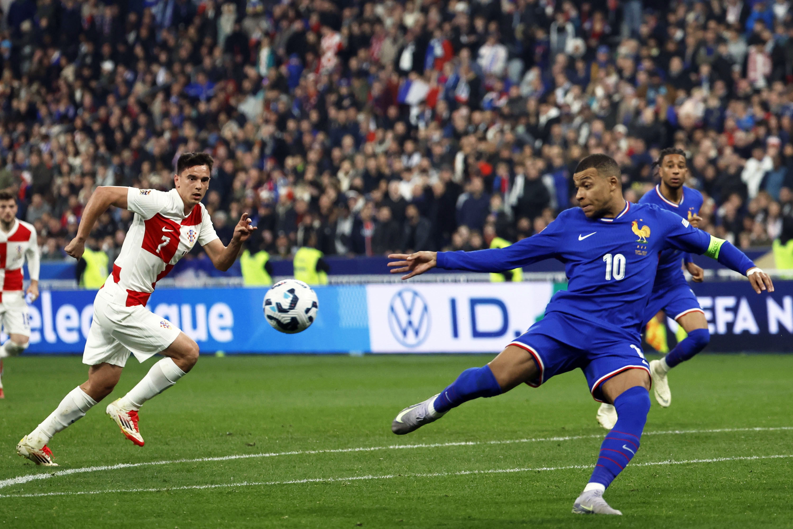 欧国联比赛：期待一场精彩好戏的简单介绍