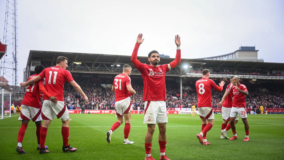 阿森纳在主场取得胜利，球队士气高昂