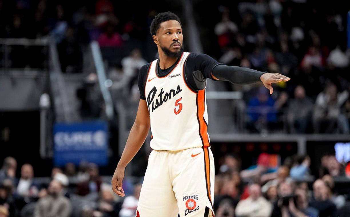 开云下载-星光璀璨：球队放手一搏再夺胜