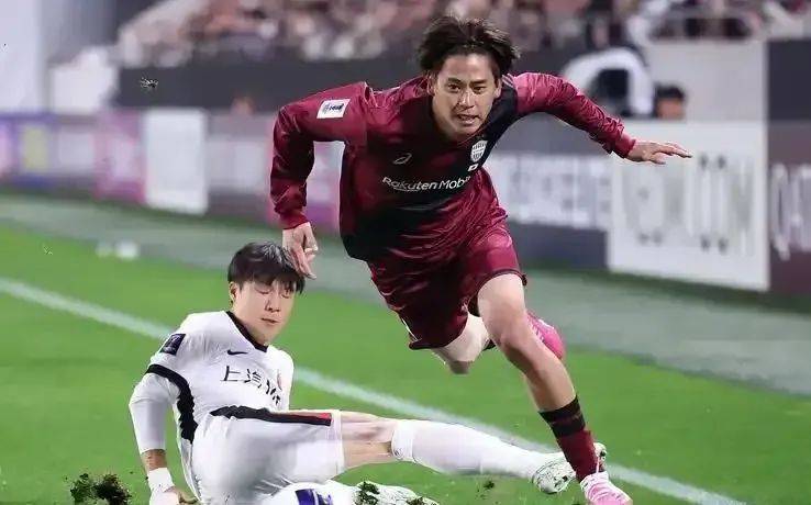 横滨水手战胜对手,英勇无畏 横滨水手战胜对手,英勇无畏