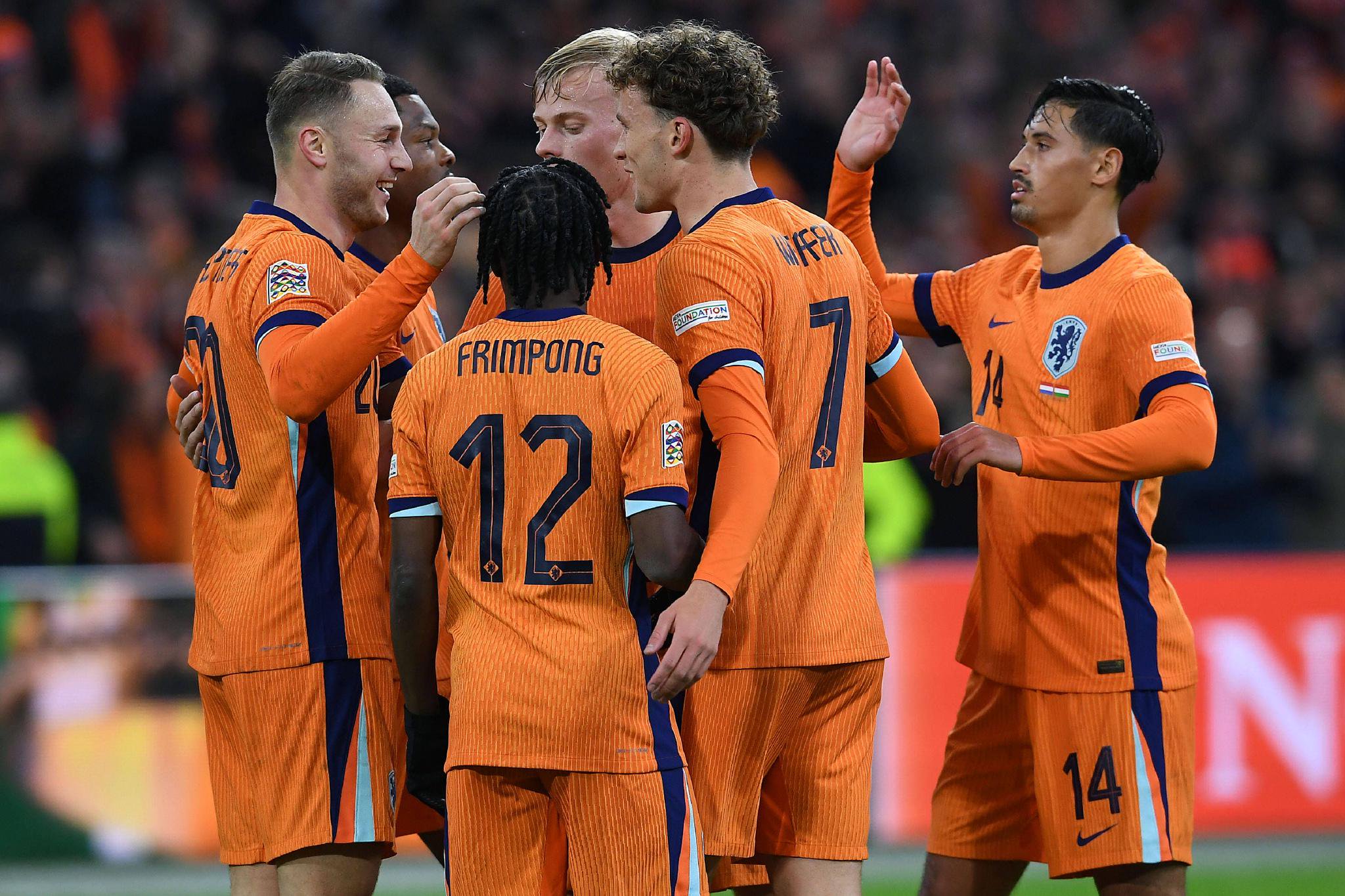 荷兰主场大胜，晋级形势看好