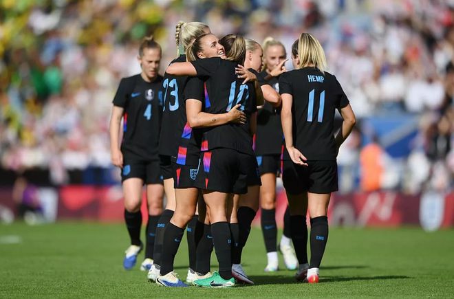 法国女足队再次取得胜利，助力晋级