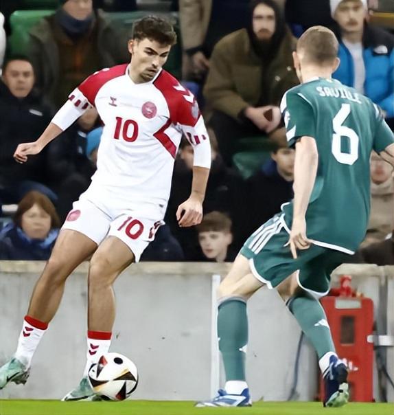 丹麦队力克对手，展现强大实力