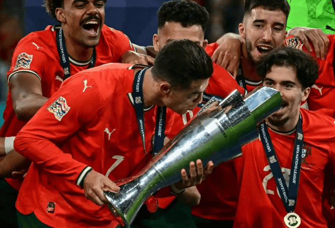 欧国联比赛中，球队战无不胜的简单介绍