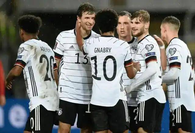 关于塞浦路斯足球破釜沉舟，欧国联半决赛晋级的信息