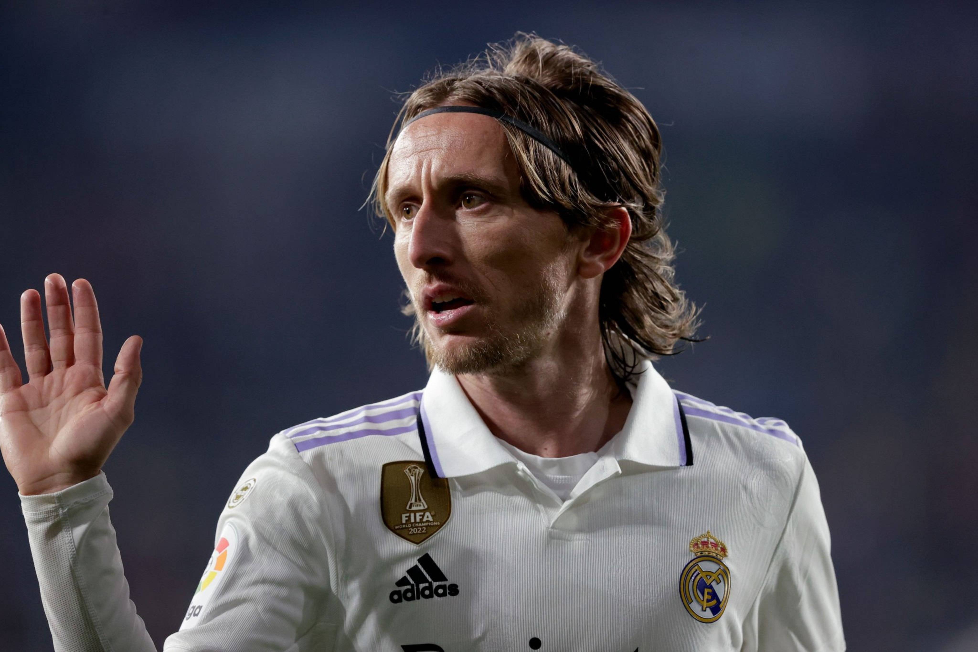 关于皇马中场核心赛季报销,对球队影响巨大的信息 关于皇马中场核心赛季报销,对球队影响巨大的信息