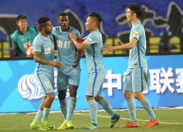 西藏拉萨客场逆转江苏苏宁，球员士气飙升