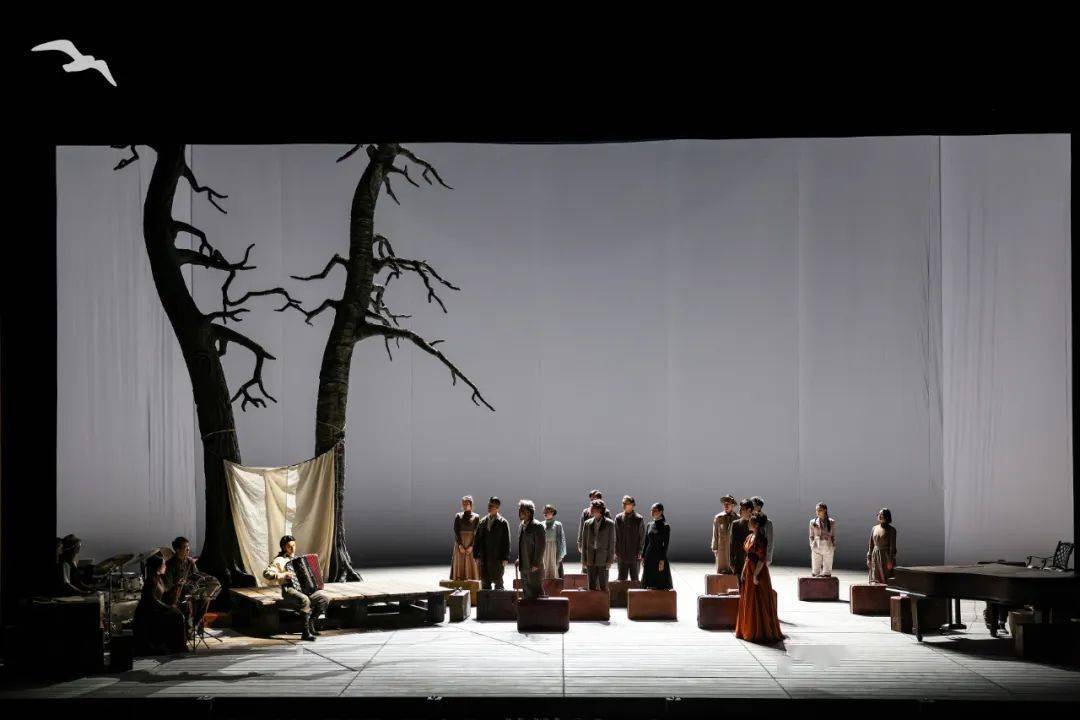 阿贾克斯闪耀欧洲舞台，期待创造奇迹