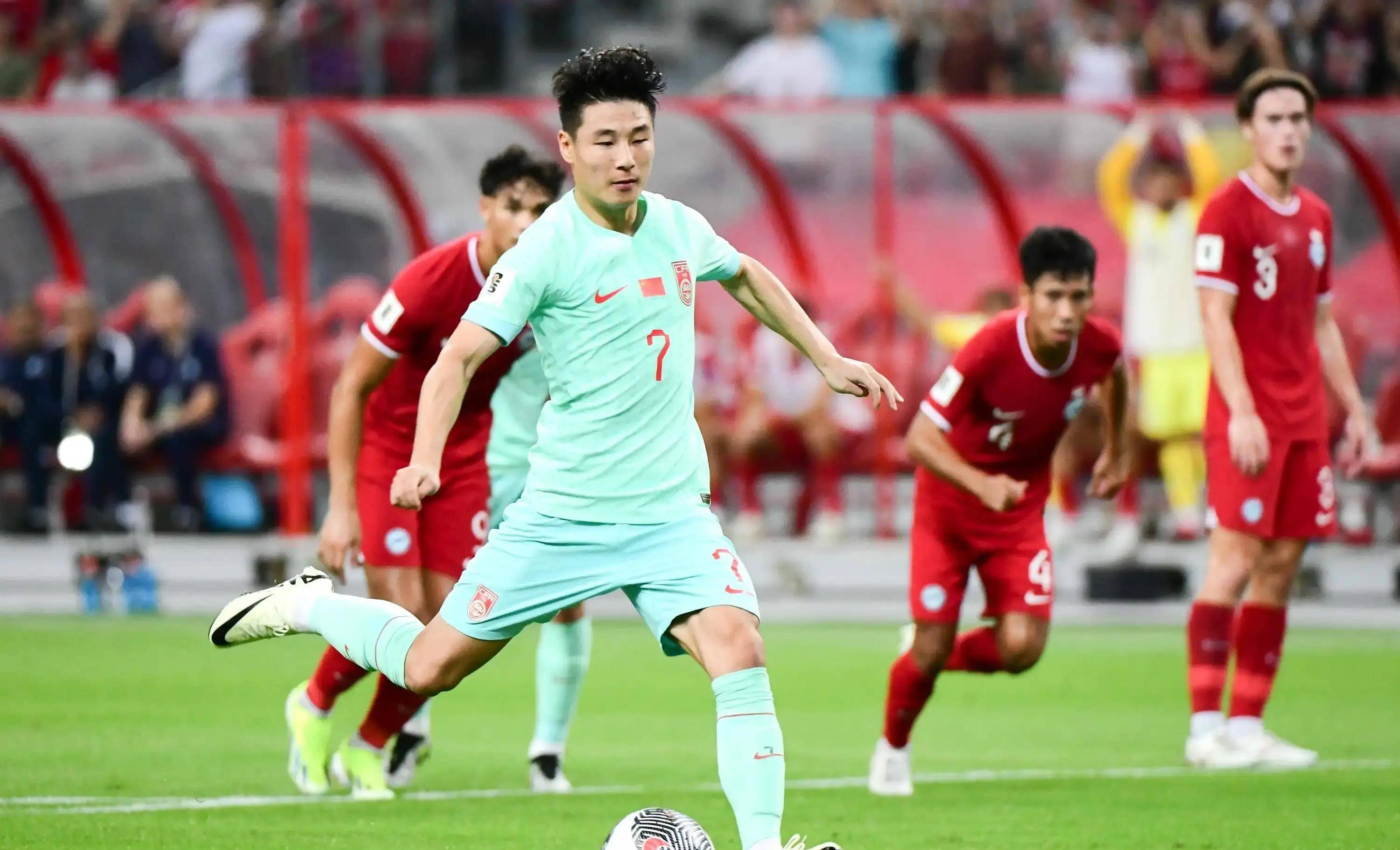 开云体育app-国内足球领域蓬勃发展，高水平比赛引人瞩目