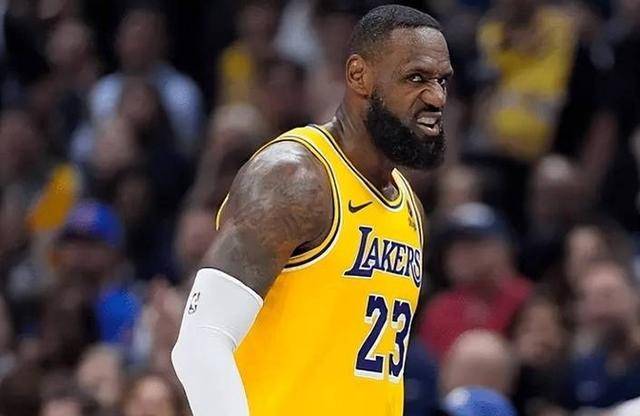 湖人惨败灰熊，詹姆斯31分孤军奋战