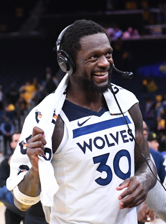 尼克斯逆袭勇士，兰德尔成绝对领袖，带领全队杀退勇士