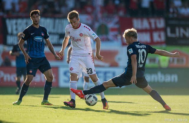 斯图加特客场遭遇绝杀，柏林赫塔带走3分！的简单介绍