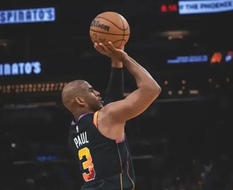 篮网主场大胜尼克斯，取得四连胜