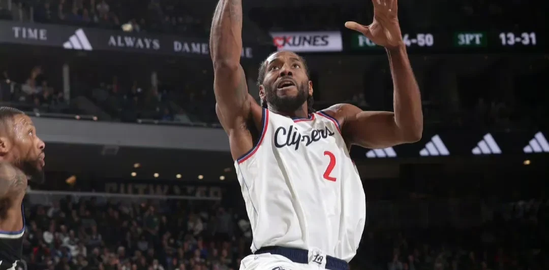 开云平台-雄鹿绝杀山东队，伦纳德高光表现的简单介绍